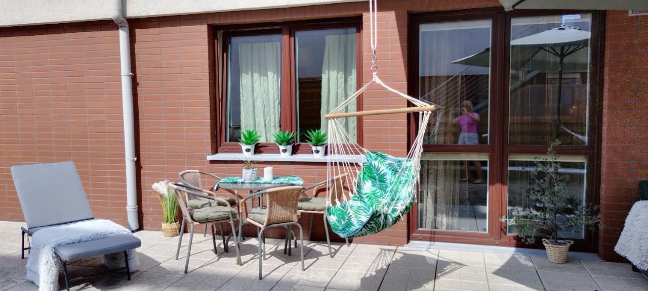 Apartament Amber Z Duzym Tarasem Apartment Колобжег Екстериор снимка