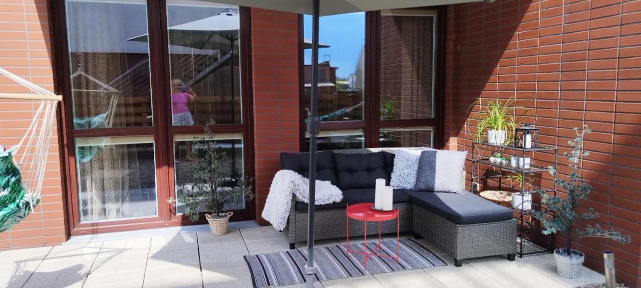 Apartament Amber Z Duzym Tarasem Apartment Колобжег Екстериор снимка